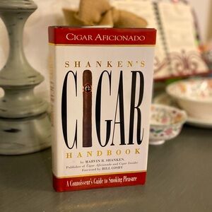 MENS Book - CIGAR By Marvin R Shanken Connoisseur Guide For Cigar Smokers 💙✨